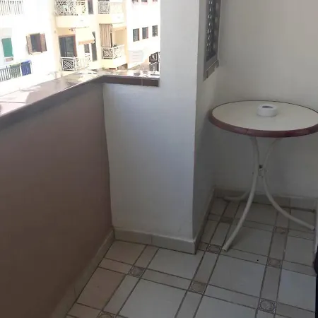 3 Bedrooms With Furnished Balcony And Wifi At Arona *
